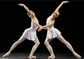 双人芭蕾